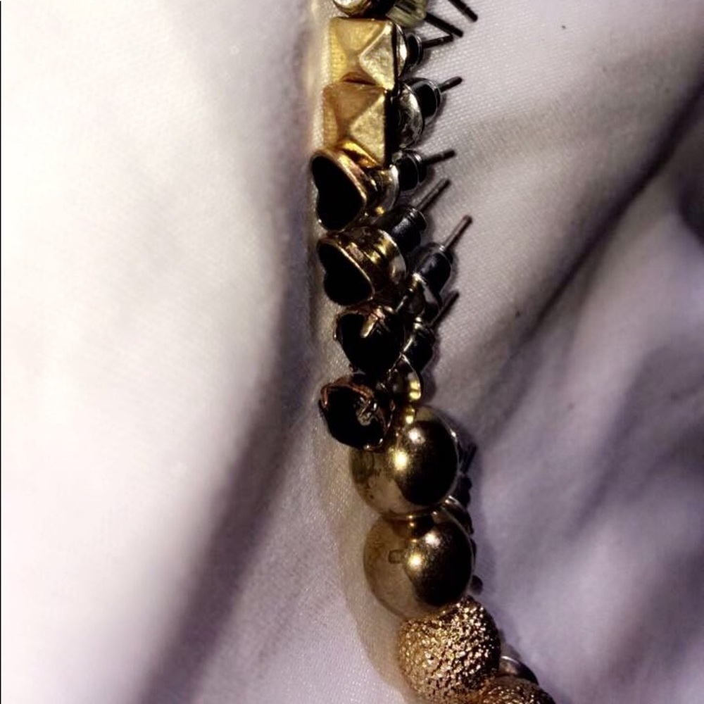 Earring - Picture 2 of 2